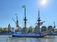  A tourist boat modeled after a sailing ship